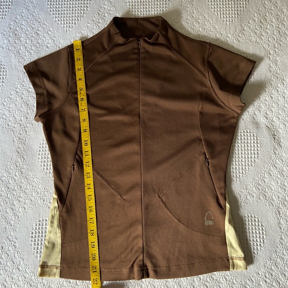 Shirt - Picture 8 of 9